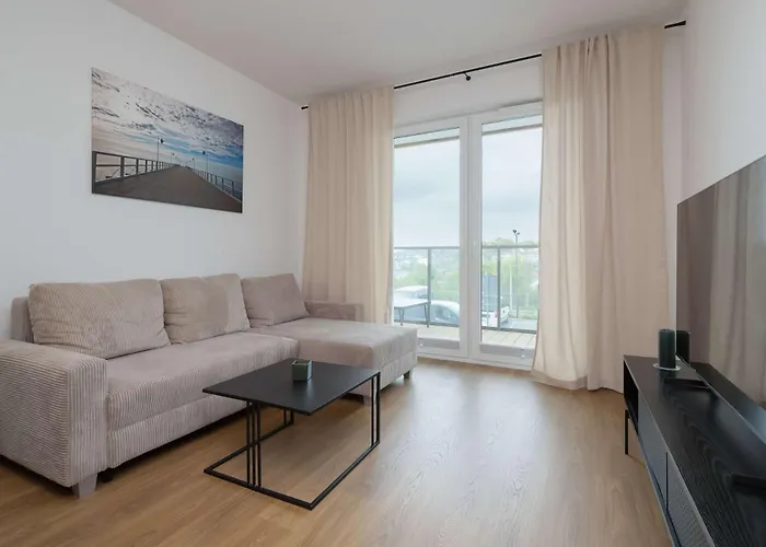 Family In With Parking And Playground By Renters Apartamento Gdynia